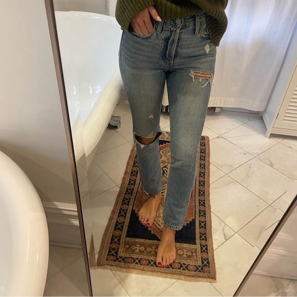 Levi’s 501 Distressed Jeans - Picture 2 of 6